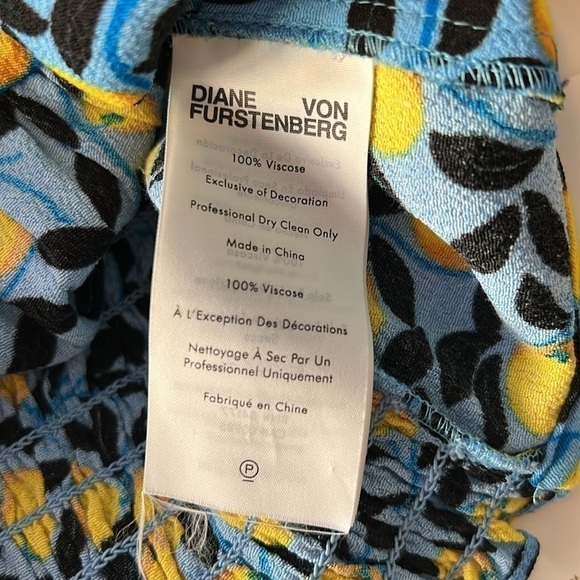 Diane Von Furstenberg Dover Cropped Lemon Print Crepe Top in Blue Size 4 NWT! - Picture 11 of 12